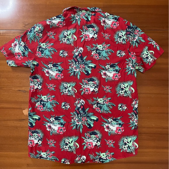 🌺 Star Wars Hawaiian Shirt – Grogu Baby Yoda Mando Print Red Button Up - Picture 4 of 10